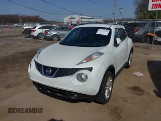 2014 Nissan Juke S with VIN JN8AF5MV2ET355896, listed as a IAAI auction lot 41840735 with 119,406 mi miles. Bid and sale history available at carsss.com. Image 2.