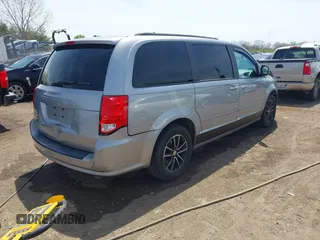 2017 Dodge Grand Caravan SE with VIN 2C4RDGBG8HR819905, listed as a IAAI auction lot 42086955 with 125,470 mi miles and . Bid and sale history available at DreamBid. Image 4.