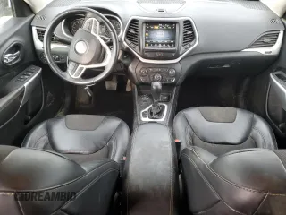 2018 Jeep Cherokee Latitude Plus with VIN 1C4PJMLX1JD516860, listed as a Copart auction lot 48898725 with 89,903 mi miles and Clean Title. Bid and sale history available at DreamBid. Image 8.