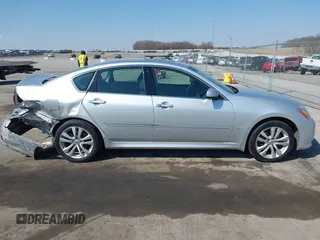 2010 Infiniti M with VIN JN1CY0AR1AM961741, listed as a IAAI auction lot 41905630 with 100,170 mi miles. Bid and sale history available at carsss.com. Image 13.