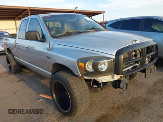 2008 Dodge 1500 SLT z VIN 1D7HA18298S592306, wystawiony jako IAAI lot #41885174 z przebiegiem 176 071 mil mil oraz . Historia ofert i sprzedaży dostępna na DreamBid. Obrazek 1.