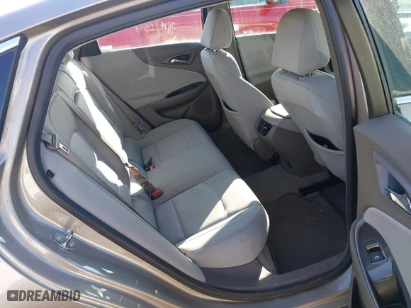 2022 Chevrolet Malibu LT with VIN 1G1ZD5ST7NF154833, listed as a IAAI auction lot 42063677 with 107,804 mi miles. Bid and sale history available at carsss.com. Image 8.
