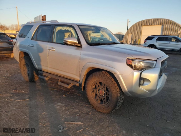 2018 Toyota 4Runner SR5 with VIN JTEZU5JR1J5180904, listed as a Copart auction lot 89168265 with 86,656 mi miles and Salvage Title. Bid and sale history available at carsss.com. Image 4.