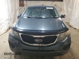 2011 Kia Sorento LX with VIN 5XYKTCA19BG023976, listed as a Copart auction lot 50568725 with 189,568 mi miles and Clean Title. Bid and sale history available at DreamBid. Image 5.