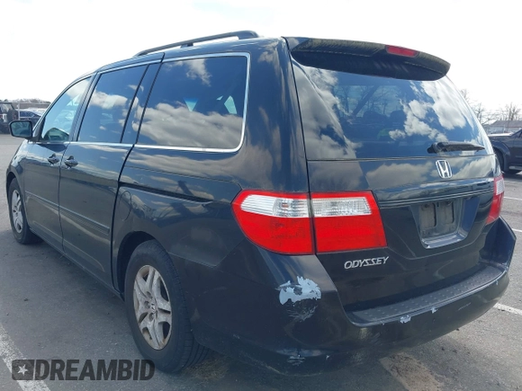 2006 Honda Odyssey EX-L z VIN 5FNRL387X6B055048, wystawiony jako IAAI lot #41974961 z przebiegiem 123 361 mil mil oraz . Historia ofert i sprzedaży dostępna na DreamBid. Obrazek 3.