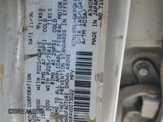 1997 Toyota 4Runner SR5 z VIN JT3HN86R4V0073022, wystawiony jako Copart lot #57112245 z przebiegiem 220 732 mil mil oraz Szkoda całkowita • Salvage title. Historia ofert i sprzedaży dostępna na DreamBid. Obrazek 13.
