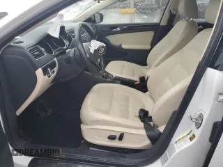 2017 Volkswagen Jetta SEL z VIN 3VWL17AJ8HM252191, wystawiony jako Copart lot #59331425 z przebiegiem 77 537 mil mil oraz Szkoda całkowita • Salvage title. Historia ofert i sprzedaży dostępna na DreamBid. Obrazek 7.