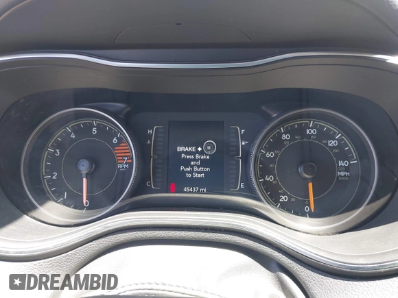2019 Jeep Cherokee Latitude Plus z VIN 1C4PJLLB6KD420089, wystawiony jako IAAI lot #42229046 z przebiegiem 45 437 mil mil oraz . Historia ofert i sprzedaży dostępna na DreamBid. Obrazek 7.