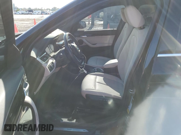 2019 BMW X1 sDrive28i with VIN WBXHU7C57K3H45035, listed as a Copart auction lot 47644493 with 34,629 mi miles and . Bid and sale history available at DreamBid. Image 7.