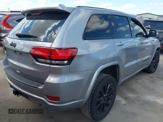 2021 Jeep Grand Cherokee Laredo X z VIN 1C4RJEAG9MC739515, wystawiony jako IAAI lot #42184910 z przebiegiem 45 687 mil mil oraz . Historia ofert i sprzedaży dostępna na DreamBid. Obrazek 4.