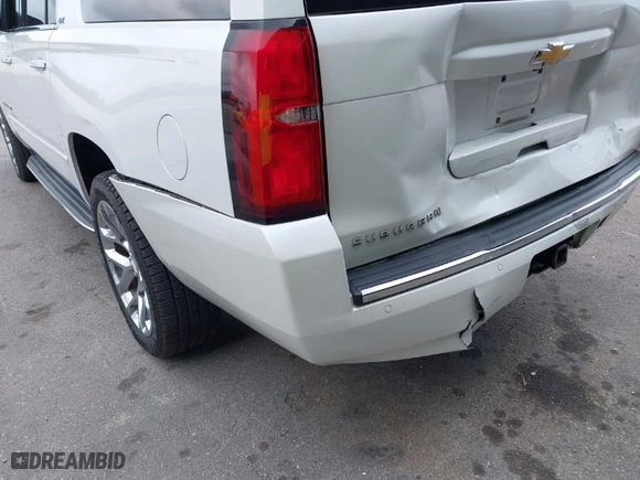 2016 Chevrolet Suburban LTZ with VIN 1GNSKJKCXGR166782, listed as a IAAI auction lot 41562200 with NaN miles. Bid and sale history available at carsss.com. Image 17.