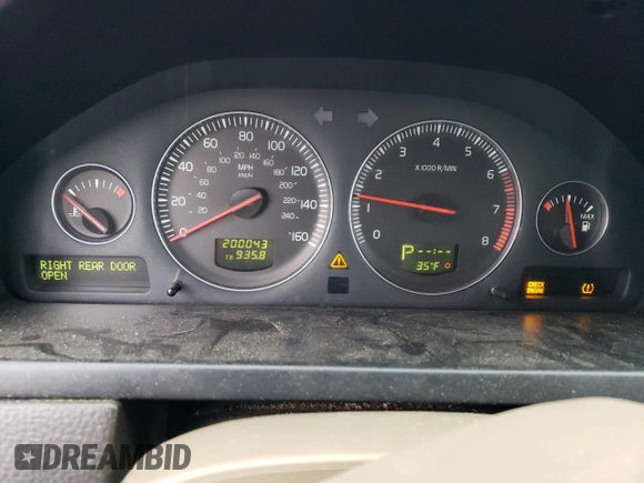 2007 Volvo XC90 I6 with VIN YV4CM982271343308, listed as a Copart auction lot 81486584 with 200,043 mi miles and Non Repairable. Bid and sale history available at DreamBid. Image 9.