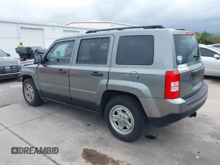 2014 Jeep Patriot Sport with VIN 1C4NJPBA7ED529723, listed as a IAAI auction lot 41971183 with 91,737 mi miles. Bid and sale history available at carsss.com. Image 3.