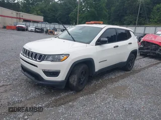 2019 Jeep Compass Sport z VIN 3C4NJCAB7KT646551, wystawiony jako IAAI lot #42603669 z przebiegiem 73 110 mil mil oraz . Historia ofert i sprzedaży dostępna na DreamBid. Obrazek 17.