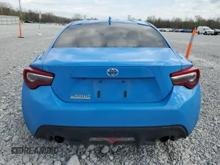 2020 Toyota 86 z VIN JF1ZNAA10L8752508, wystawiony jako Copart lot #54103985 z przebiegiem 67 479 mil mil oraz Szkoda całkowita • Salvage title. Historia ofert i sprzedaży dostępna na DreamBid. Obrazek 6.