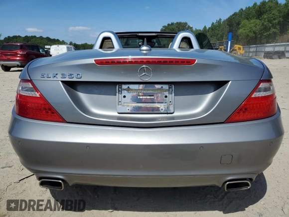 2012 Mercedes-Benz SLK 350 с VIN WDDPK5HA2CF028537, выставлен на аукционе Copart как лот 57309275 с пробегом 88 214 миль миль и Списание • Salvage title. История ставок и продаж доступна на DreamBid. Изображение 6.