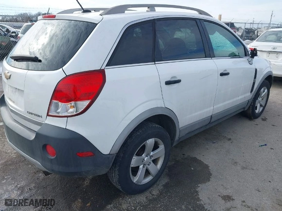 2012 Chevrolet Captiva Sport Fleet LS w/2LS with VIN 3GNAL2EK3CS598316, listed as a IAAI auction lot 41366384 with 142,755 mi miles. Bid and sale history available at carsss.com. Image 4.
