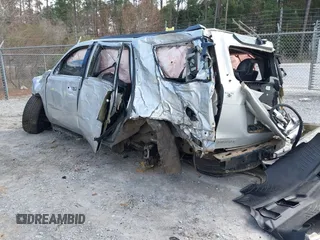 2020 Chevrolet Tahoe LT z VIN 1GNSCBKC8LR221971, wystawiony jako IAAI lot #41455932 z przebiegiem Nie podano mil oraz . Historia ofert i sprzedaży dostępna na DreamBid. Obrazek 3.