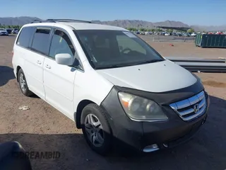 2005 Honda Odyssey EX z VIN 5FNRL38415B012464, wystawiony jako IAAI lot #42496279 z przebiegiem 228 206 mil mil oraz . Historia ofert i sprzedaży dostępna na DreamBid. Obrazek 1.