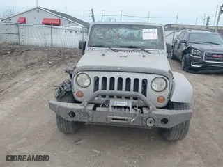 2013 Jeep Wrangler Unlimited Sahara with VIN 1C4BJWEG4DL612947, listed as a IAAI auction lot 41644376 with 85,563 mi miles. Bid and sale history available at carsss.com. Image 12.