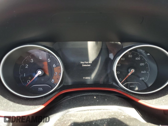 2019 Jeep Compass Trailhawk z VIN 3C4NJDDB0KT721477, wystawiony jako Copart lot #59374765 z przebiegiem 114 052 mil mil oraz Czysty tytuł • Clean title. Historia ofert i sprzedaży dostępna na DreamBid. Obrazek 9.