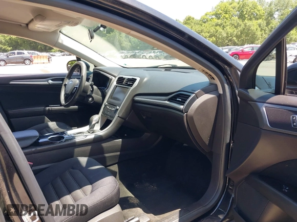 2013 Ford Fusion SE with VIN 3FA6P0HR2DR299284, listed as a IAAI auction lot 42570135 with 200,540 mi miles and . Bid and sale history available at DreamBid. Image 5.