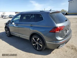 2024 Volkswagen Tiguan SEL R-Line with VIN 3VV4B7AX0RM116455, listed as a Copart auction lot 44221505 with 15,977 mi miles and Salvage Title. Bid and sale history available at carsss.com. Image 2.
