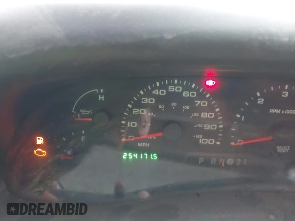 2002 Ford F-250 XL z VIN 1FTNF20L22EB02819, wystawiony jako IAAI lot #42183365 z przebiegiem 254 171 mil mil oraz . Historia ofert i sprzedaży dostępna na DreamBid. Obrazek 7.