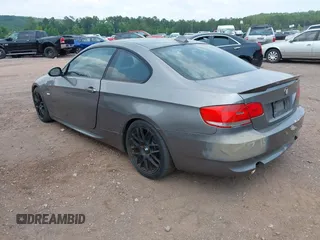 2009 BMW 3 Series 328i with VIN WBAWV13589P121644, listed as a IAAI auction lot 42409524 with 172,692 mi miles and . Bid and sale history available at DreamBid. Image 3.