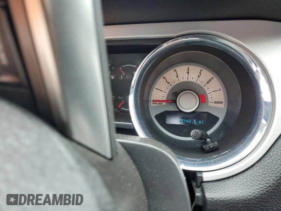 2012 Ford Mustang Premium with VIN 1ZVBP8AM3C5261728, listed as a Copart auction lot 55683435 with 75,140 mi miles and Clean title. Bid and sale history available at DreamBid. Image 9.
