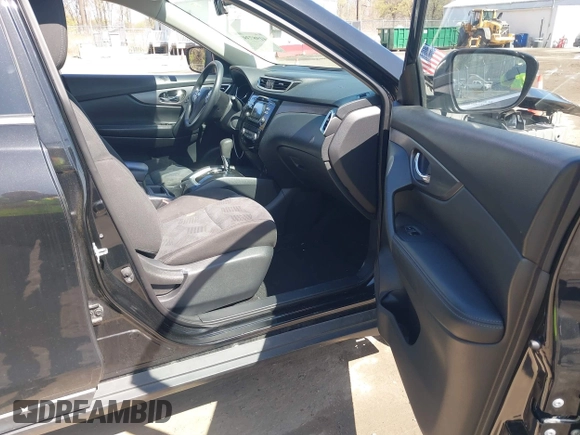 2016 Nissan Rogue SV with VIN KNMAT2MV6GP634539, listed as a IAAI auction lot 41987397 with 108,170 mi miles. Bid and sale history available at carsss.com. Image 5.