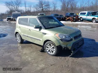 2013 Kia Soul + with VIN KNDJT2A67D7518517, listed as a IAAI auction lot 41672301 with 1 mi miles. Bid and sale history available at carsss.com. Image 1.
