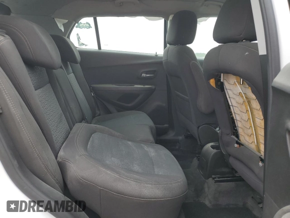 2020 Chevrolet Trax LS with VIN KL7CJKSB8LB058612, listed as a Copart auction lot 56024275 with 26,948 mi miles and Salvage Title. Bid and sale history available at DreamBid. Image 11.