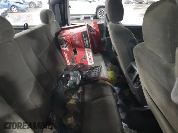 2003 Chevrolet Silverado 1500 LS z VIN 2GCEK19TX31283180, wystawiony jako Copart lot #73982354 z przebiegiem Nie podano mil oraz Nie do naprawy • Non repairable. Historia ofert i sprzedaży dostępna na DreamBid. Obrazek 10.