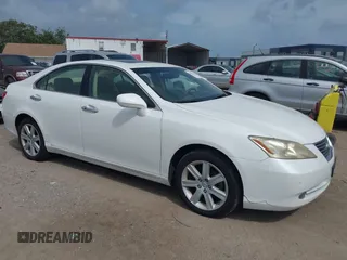 2008 Lexus ES 330 z VIN JTHBJ46G882197578, wystawiony jako IAAI lot #42475844 z przebiegiem 194 423 mil mil oraz . Historia ofert i sprzedaży dostępna na DreamBid. Obrazek 1.