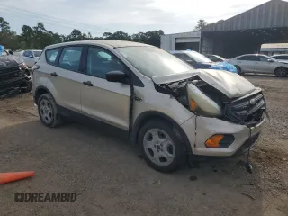 2017 Ford Escape S с VIN 1FMCU0F7XHUD72614, выставлен на аукционе Copart как лот 64728995 с пробегом Не указан миль и Списание • Salvage title. История ставок и продаж доступна на DreamBid. Изображение 4.
