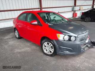 2015 Chevrolet Sonic LT with VIN 1G1JC5SH3F4190978, listed as a IAAI auction lot 41823327 with 162,822 mi miles. Bid and sale history available at carsss.com. Image 1.