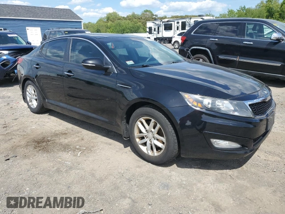 2013 Kia Optima LX z VIN 5XXGM4A75DG255625, wystawiony jako Copart lot #58465665 z przebiegiem 124 947 mil mil oraz Czysty tytuł • Clean title. Historia ofert i sprzedaży dostępna na DreamBid. Obrazek 4.