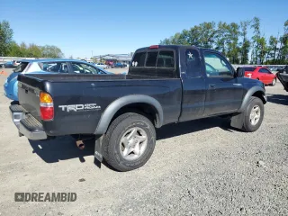 2004 Toyota Tacoma z VIN 5TEWN72N74Z389013, wystawiony jako Copart lot #55796005 z przebiegiem 199 637 mil mil oraz Czysty tytuł • Clean title. Historia ofert i sprzedaży dostępna na DreamBid. Obrazek 3.