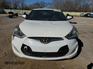 2017 Hyundai Veloster Value Edition with VIN KMHTC6AD0HU323067, listed as a Copart auction lot 47848365 with 49,839 mi miles and Salvage Title. Bid and sale history available at carsss.com. Image 5.