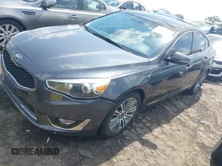 2016 Kia Cadenza Premium z VIN KNALN4D74G5218076, wystawiony jako IAAI lot #42123328 z przebiegiem 184 792 mil mil oraz . Historia ofert i sprzedaży dostępna na DreamBid. Obrazek 2.