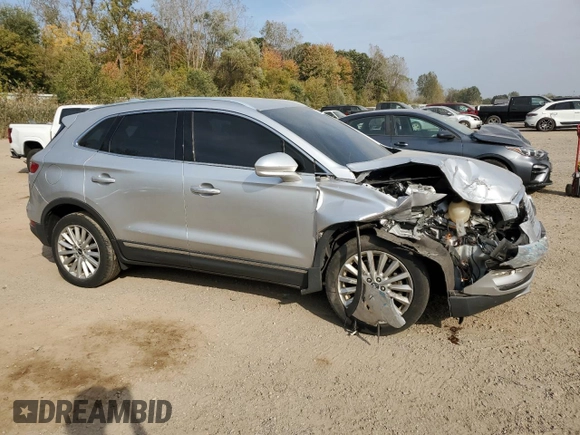 2019 Lincoln MKC Standard with VIN 5LMCJ1D93KUL07403, listed as a Copart auction lot 75293804 with 77,811 mi miles and Non Repairable. Bid and sale history available at DreamBid. Image 4.