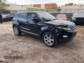 2013 Land Rover Range Rover Evoque Pure Plus z VIN SALVP2BG7DH850425, wystawiony jako IAAI lot #42196814 z przebiegiem 92 098 mil mil oraz . Historia ofert i sprzedaży dostępna na DreamBid. Obrazek 1.