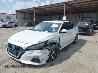2019 Nissan Altima 2.5 SV with VIN 1N4BL4DV2KN307694, listed as a IAAI auction lot 41867957 with 53,904 mi miles. Bid and sale history available at carsss.com. Image 6.