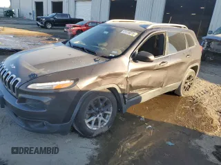 2017 Jeep Cherokee Latitude with VIN 1C4PJLCB8HW660774, listed as a Copart auction lot 41416015 with 112,360 mi miles and Salvage Title. Bid and sale history available at carsss.com. Image 1.
