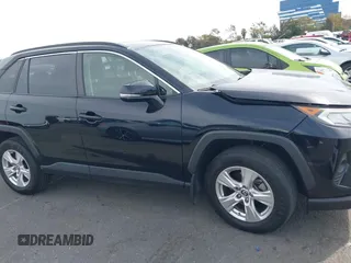 2019 Toyota RAV4 XLE with VIN JTMW1RFV7KJ011556, listed as a IAAI auction lot 41682178 with 72,795 mi miles. Bid and sale history available at carsss.com. Image 13.