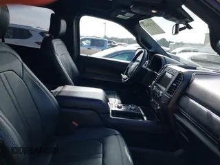 2019 Ford Expedition Limited with VIN 1FMJU2AT7KEA06831, listed as a IAAI auction lot 41528443 with 81,282 mi miles. Bid and sale history available at carsss.com. Image 5.