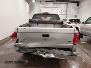 2005 Dodge Dakota SLT with VIN 1D7HW48N85S271477, listed as a IAAI auction lot 42096429 with 170,055 mi miles and . Bid and sale history available at DreamBid. Image 17.
