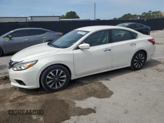 2017 Nissan Altima S with VIN 1N4AL3AP5HC157645, listed as a Copart auction lot 63739325 with 77,726 mi miles and Salvage title. Bid and sale history available at DreamBid. Image 1.