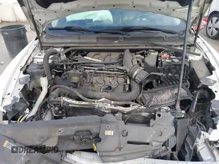 2013 Ford Taurus SEL with VIN 1FAHP2E81DG121759, listed as a IAAI auction lot 41939931 with 110,756 mi miles. Bid and sale history available at carsss.com. Image 10.